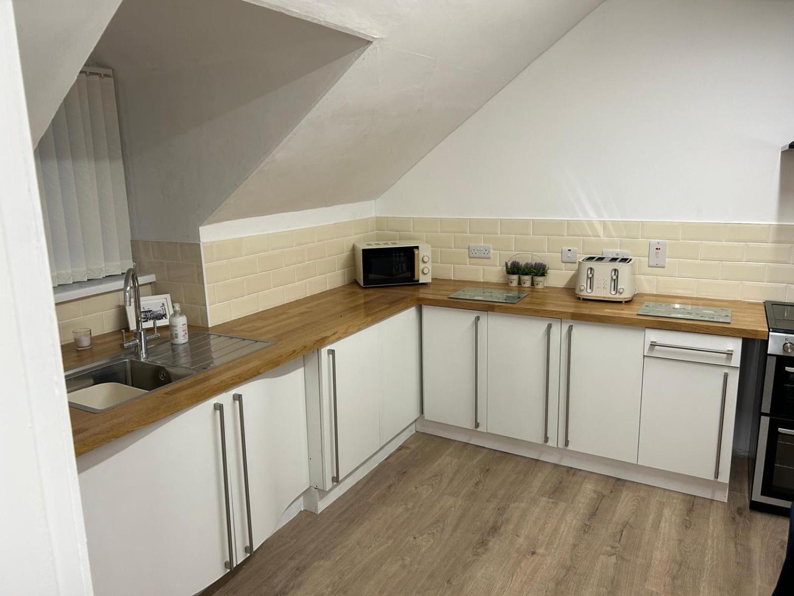 3 Bed Cozy Antrim Apartment With Great Views Luaran gambar