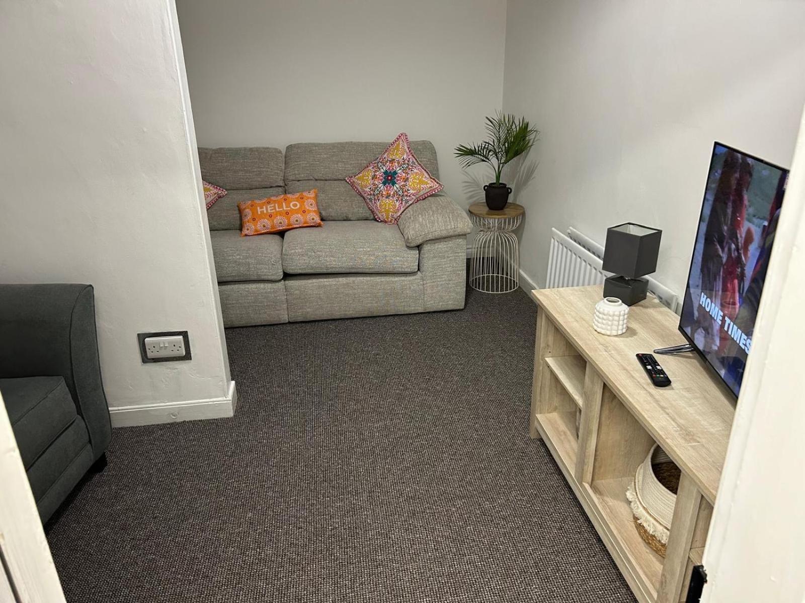 3 Bed Cozy Antrim Apartment With Great Views Luaran gambar